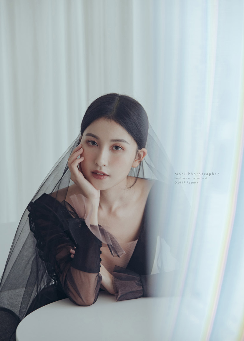 線上禮服 | Bride Collection | B-W053 | 攝影：蕭以姍 Moei Photography