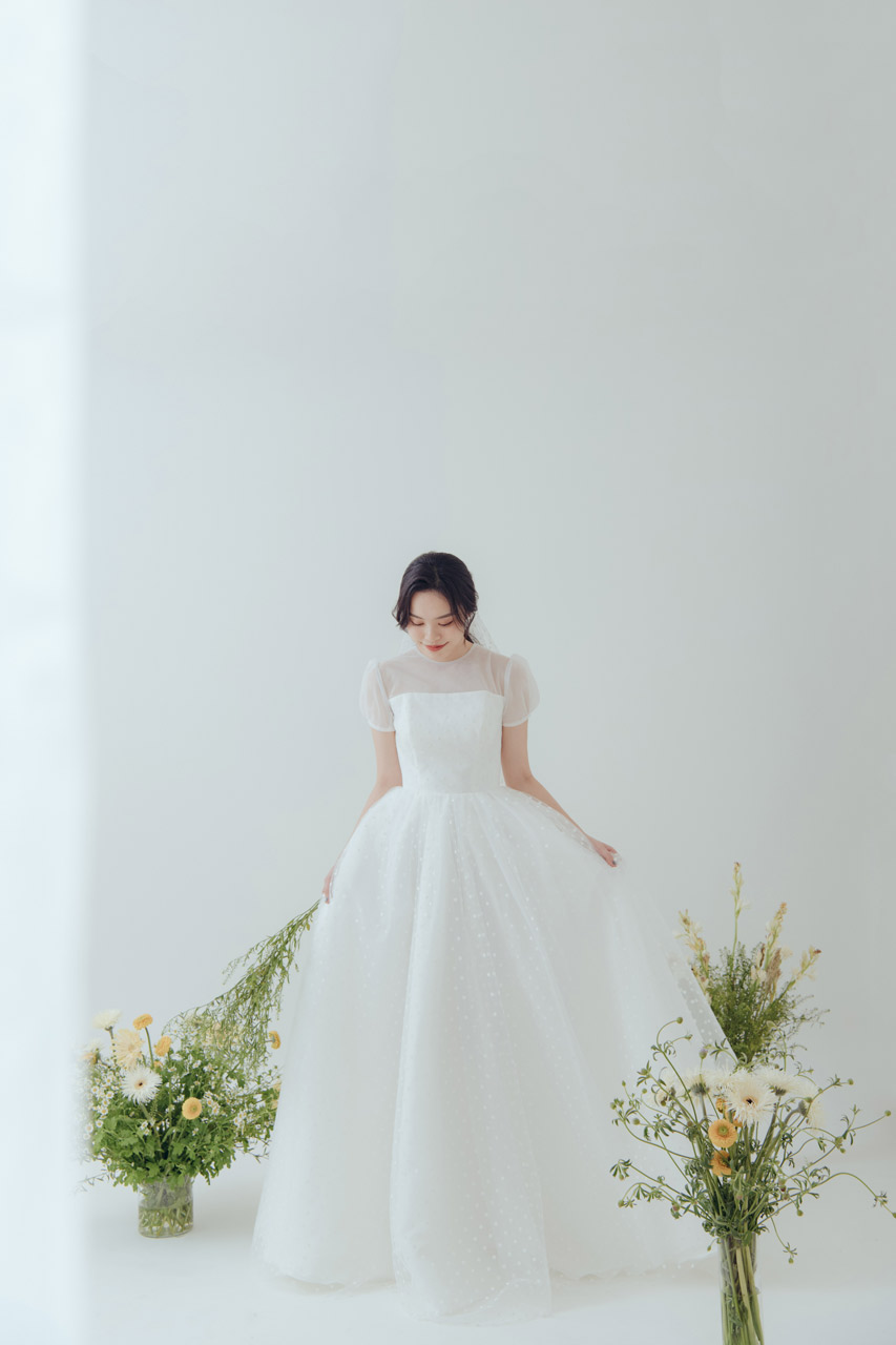 線上禮服 | Bride Collection | A-V078 | 攝影：蕭以姍 Moei Photography