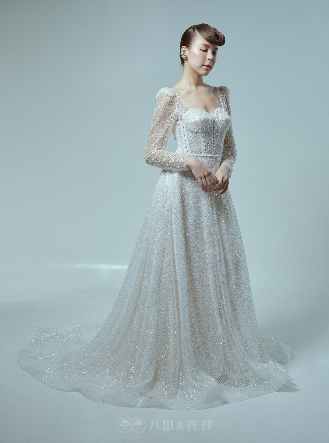 線上禮服 | Bride Collection | A-V108 | 公主馬甲手工亮面珍珠白紗